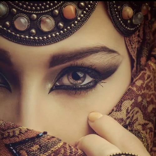 معللتي بالوصل -اراك عصي الدمع ، جاهده وهبي