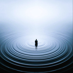 Eau Douce en clair obscur (warm clear water)