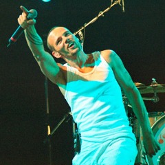 Thomas Duerr Als  Thomas D. und Band  Mit Dem  Lied : Lektionen  in  Demuth (live Real Life)