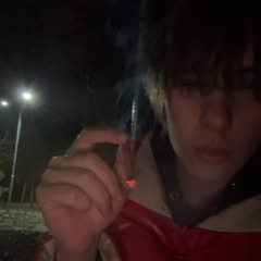 all hoes inclusive (@wortxx)