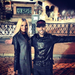 в клубе