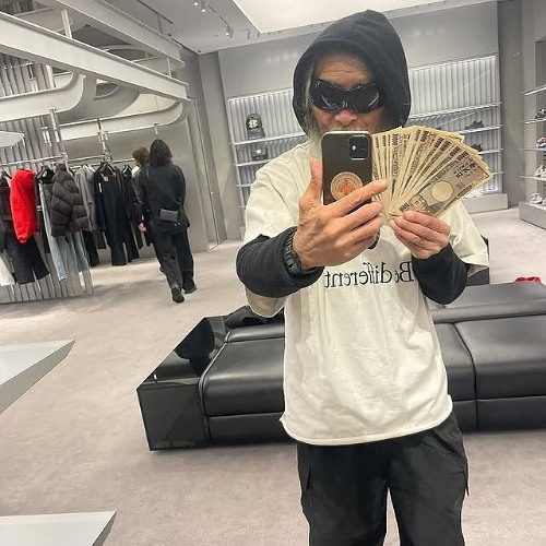 @0800tete in my face (octutrap dia 6)