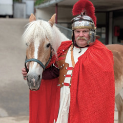 St. Martin, der Mantelteiler und sein Pferd