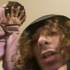 letmeplay (w perr0tta)