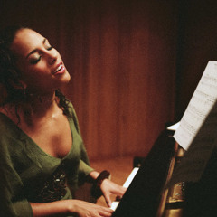 Teno Oloveeno - Alicia Keys Play The Piano