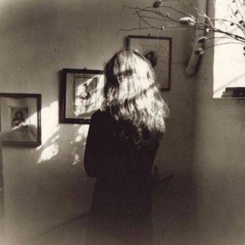 The Faces That Fade Away .