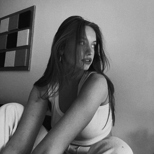 Лететь по белому свету