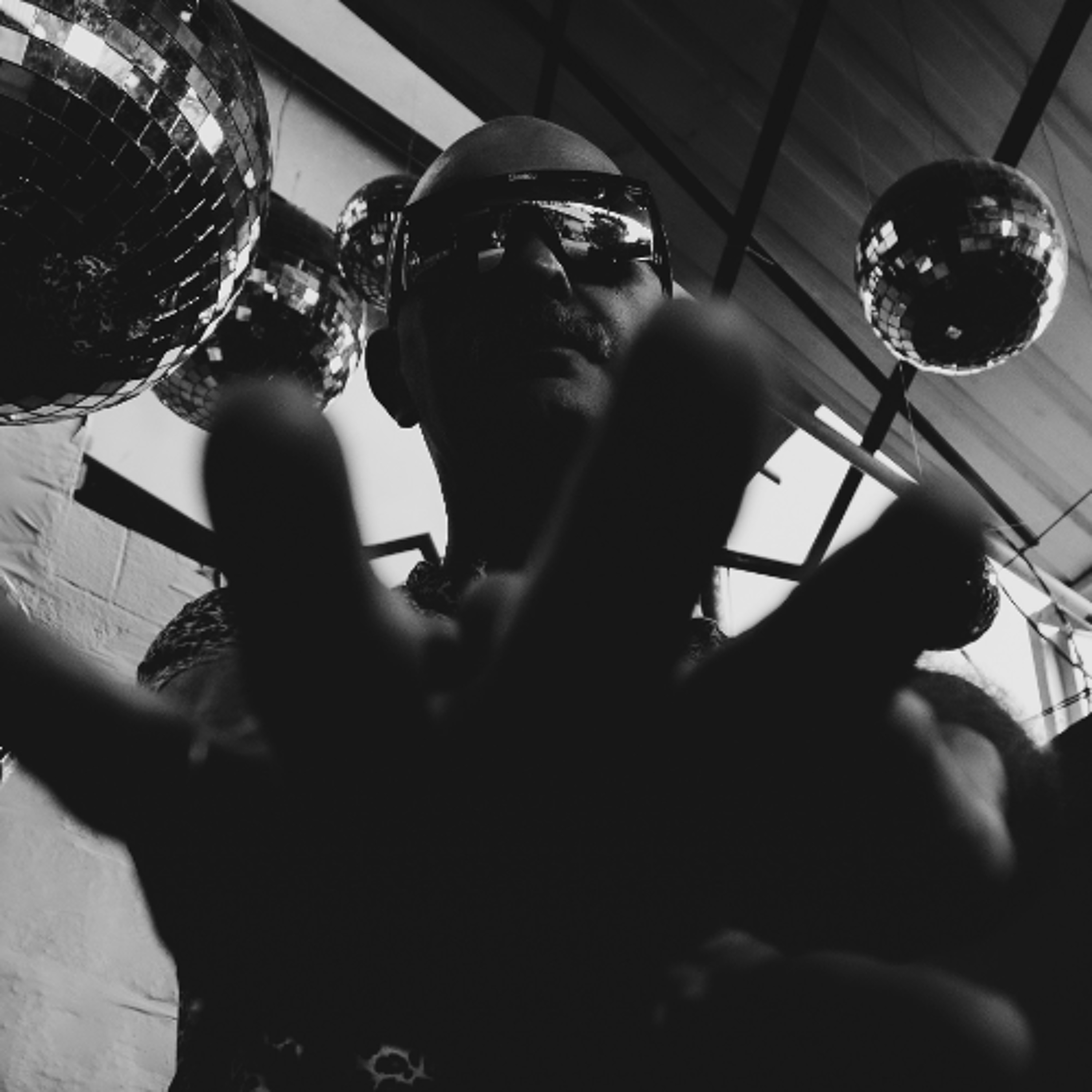 International Sounds 32 – Dicky Trisco episode artwork