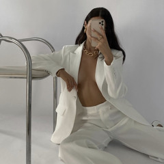 نسيت من أكون ..