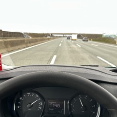 Да именно так я люблю её хоть и бардак в голове