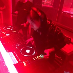 TECH004 (L)
