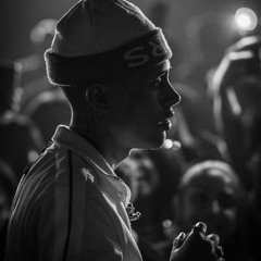 LA NOCHE ESTA  - Cris Mj