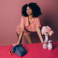 Charlie Puth ft. 2 Chainz & Ariana Grande - Attention X Rule The World (UrsaMax Mashup)