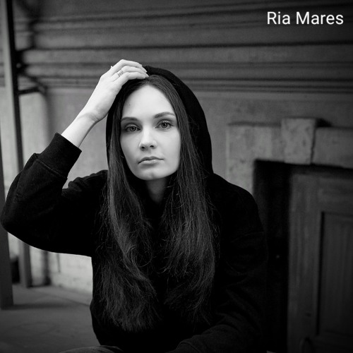 Back 2 Techno Podcast 006 - RIA MARES