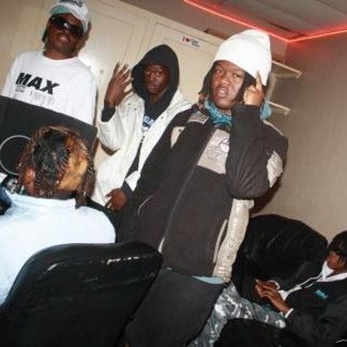 head in my hoodie ft Cozy prod sketchpulla