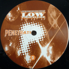 PREMIERE (V/O): D2 Space Age Plastics - Wavefront [Penetrate Records]