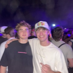 B2B👀👀😈