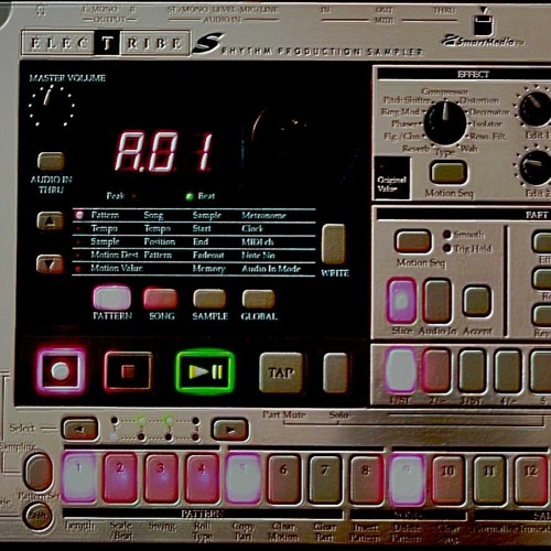 distorted.techno.setcut.[WACHdurchKRACH].mp3