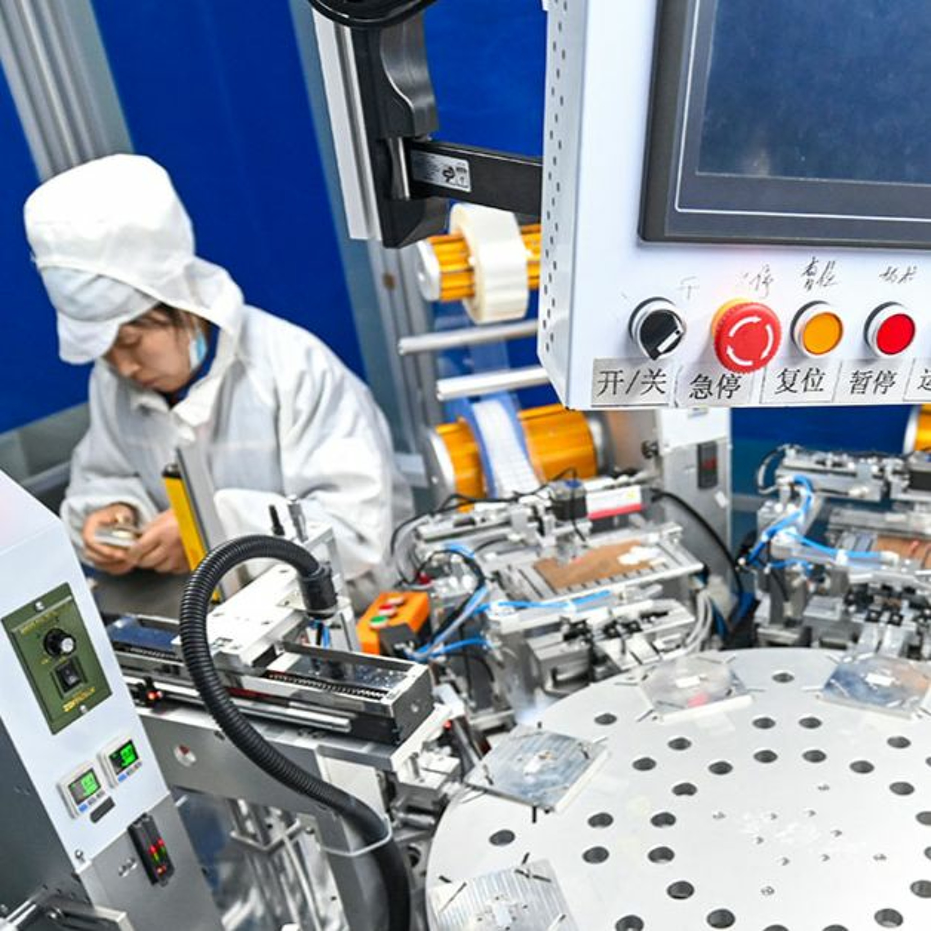 Китайские технологии в большой политике. Подкаст с Василием Кашиным podcast