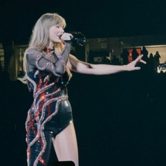 Delicate live at The Eras Tour