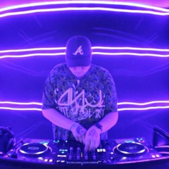 Experimental & Psychedelic Spacey Bass in an Atlanta Warehouse // prest.pill
