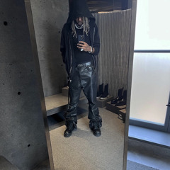 destroy lonely - homme plus suit