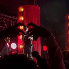 d4vd - Summer Don't End (feat.Keshi) [Live]