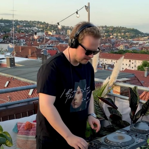 Stream Drum & Bass Rooftop Set (2021 in Stuttgart) by VOICIANS Listen online for free on