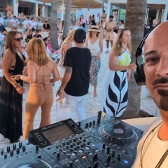 2025 Mayo Willy de Loren BEACH @NUMallorca