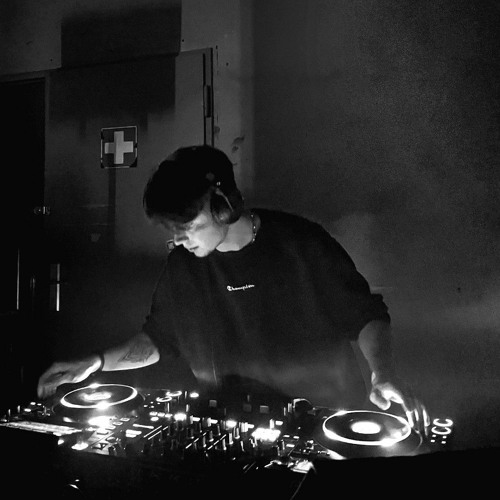 springēr | @Napoleon Komplex | 19.01.24