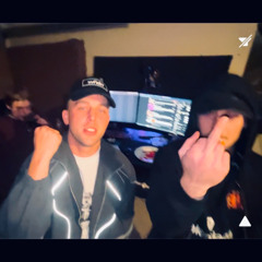 WEAPON ON ME prod. lilbanshee