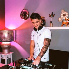 The Pharmacist | Klapperend door je speakers #1