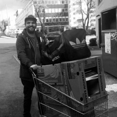 RADIO.D59B / TONE TALES #7 w/ Omar V