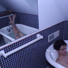 slowed n reverb lie to me by 5sos but ur drowning in a bath tub