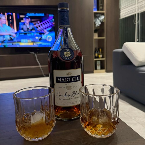 NOSTALGIA BREAKTRANCE (DROP CUT)