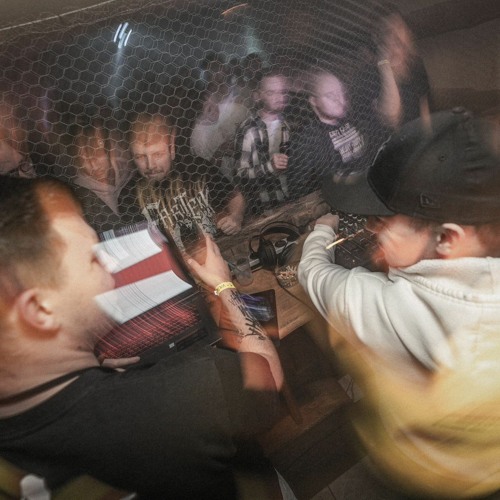 Marquardzz VS Buzztekk / Rein In Die Hohle Birne