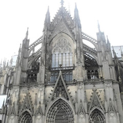 Crystal Castles – it fit when i was a kid//