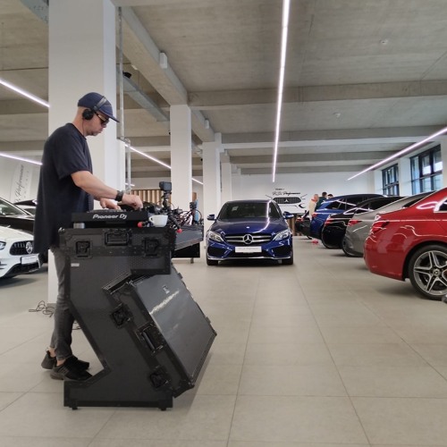 FRICKO live at PDPERFORMANCE showroom Slovakia