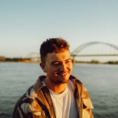 Old Phone (Boyd, Healy, Williams)