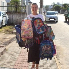 Vereadora de Morro da Fumaça encabeça campanha solidária para arrecadar mochilas escolares