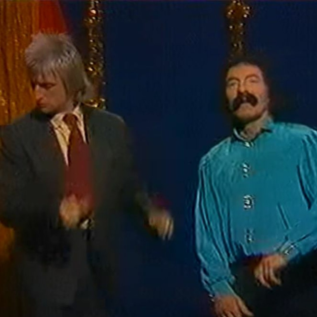 Klizma va jinsiy aloqa rasmlari Katta kokrakli nozik ayol bilan jinsiy aloqa