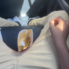 bornsynnner - clothes rmx prod boolymon & marrgleiaa