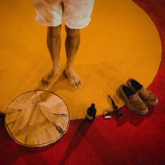 Barefoot Walk ft.Yen (2023 EP - Playground)