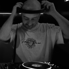 REMIX I WILL SURVICE.mp3 MASTER