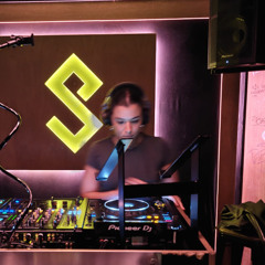 05 Certified Knee Damager (bouncy tech mix)