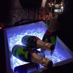 開瓶香檳 ft.Curls8a8y