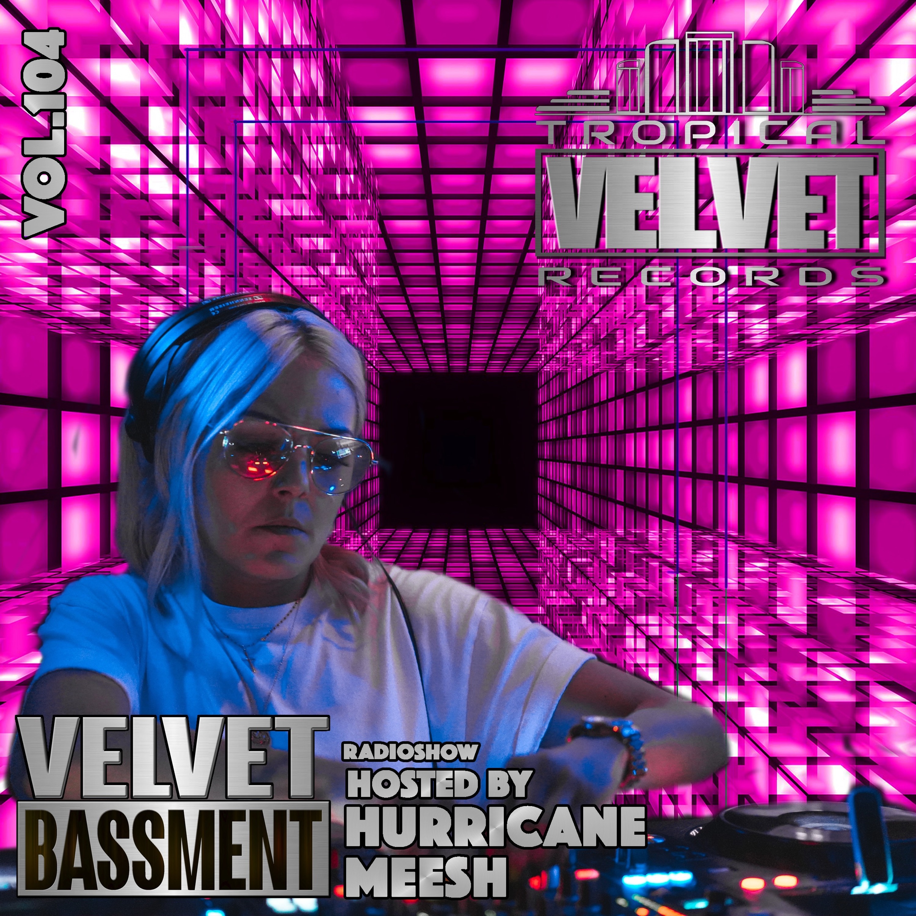 VELVET BASSMENT RADIO SHOW WITH HURRICANE MEESH GUEST GRAVZ VOL.104 episode artwork