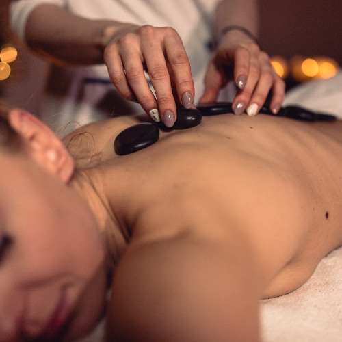 Finding the Right Hot Stone Massage Therapist: What Clients Should Know