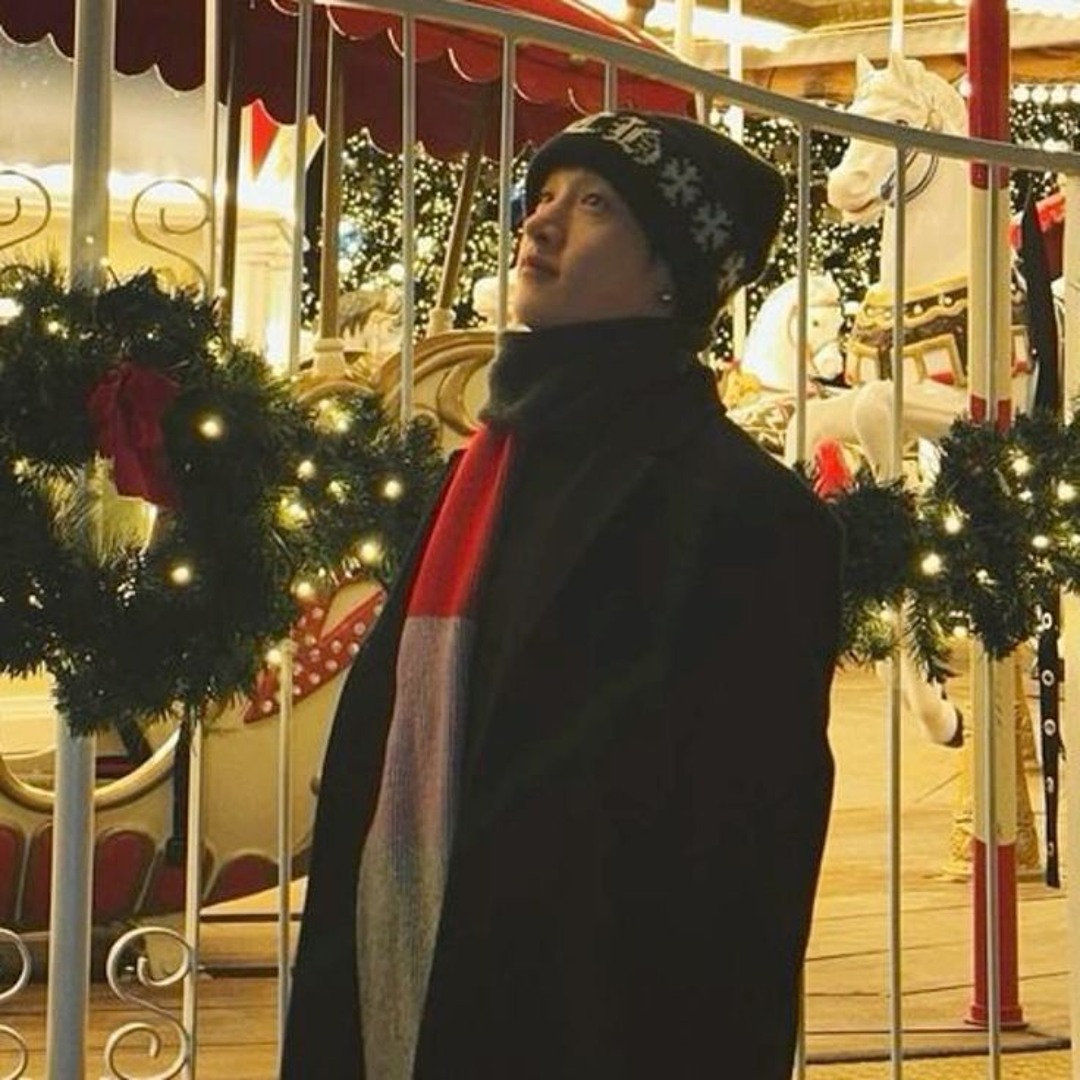 straykids ChristmasEveL リノ　yes24 アルバムセット Amazon.com: STRAY KIDS SKZ - CHRISTMAS EVEL [NORMAL VERSION
