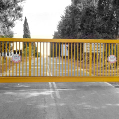 Yellow gate